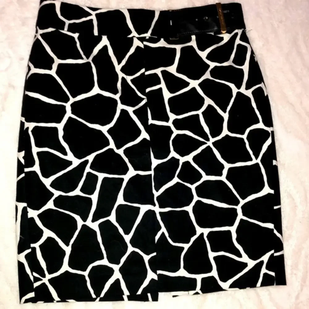 Michael Kors Zebra Print Pencil Skirt Size 2